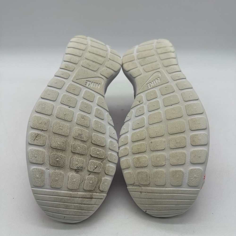 Nike 749986-168 Roshe Run‎ Womens Size 8 Purple Doodle Print Running Sneakers - Picture 9 of 10